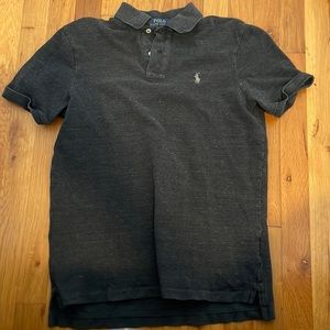 Men’s polo shirt size small